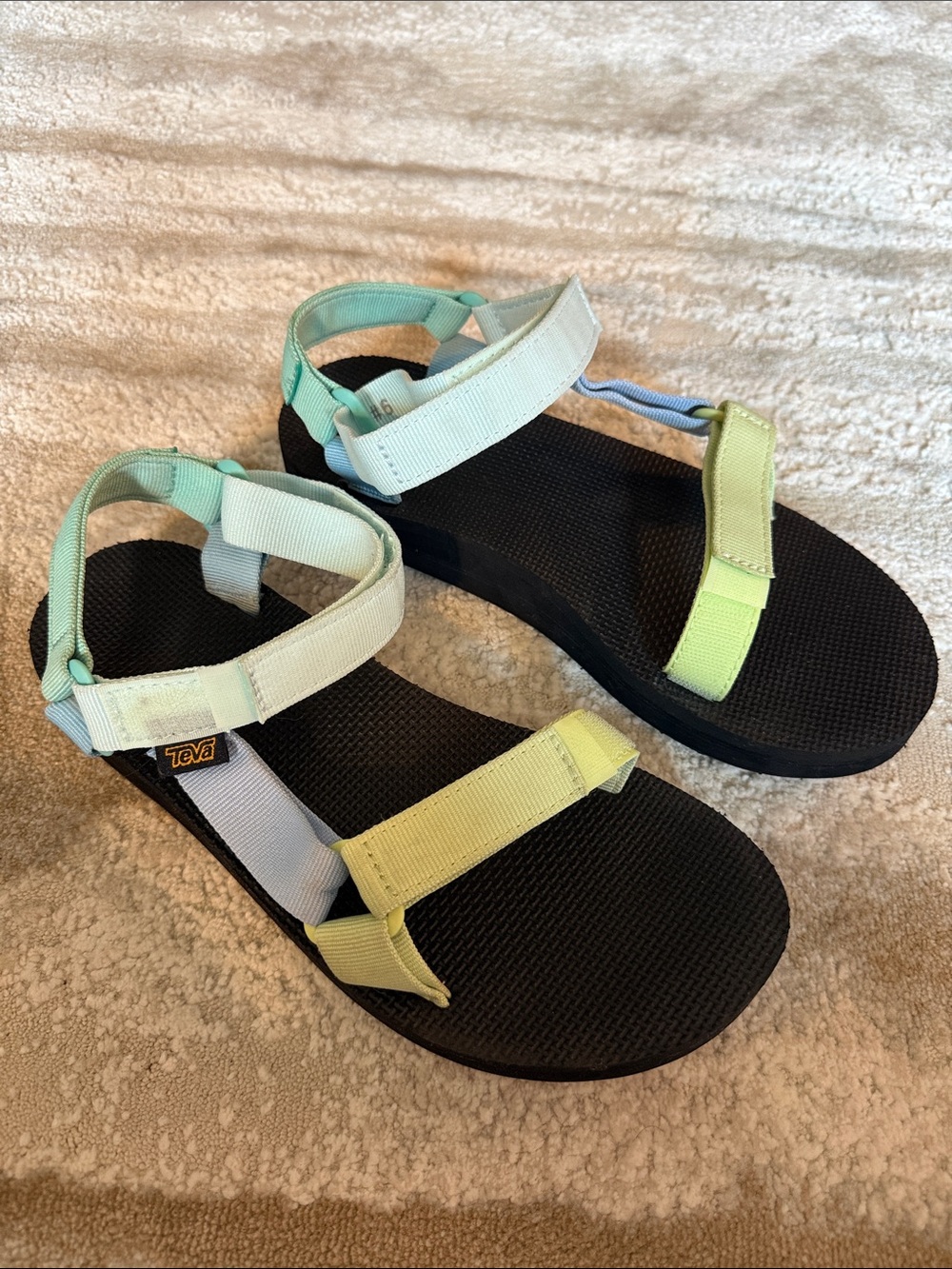 Teva Strappy Sandals in Blue, Mint Green & Lemon Yellow Sz 9